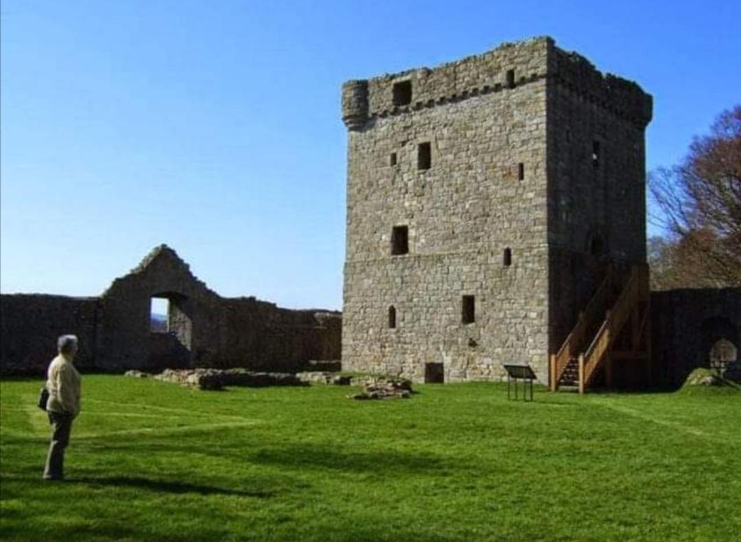 An Escape For 2: Near A Castle Island In Scotland Lejlighed Kinross Eksteriør billede